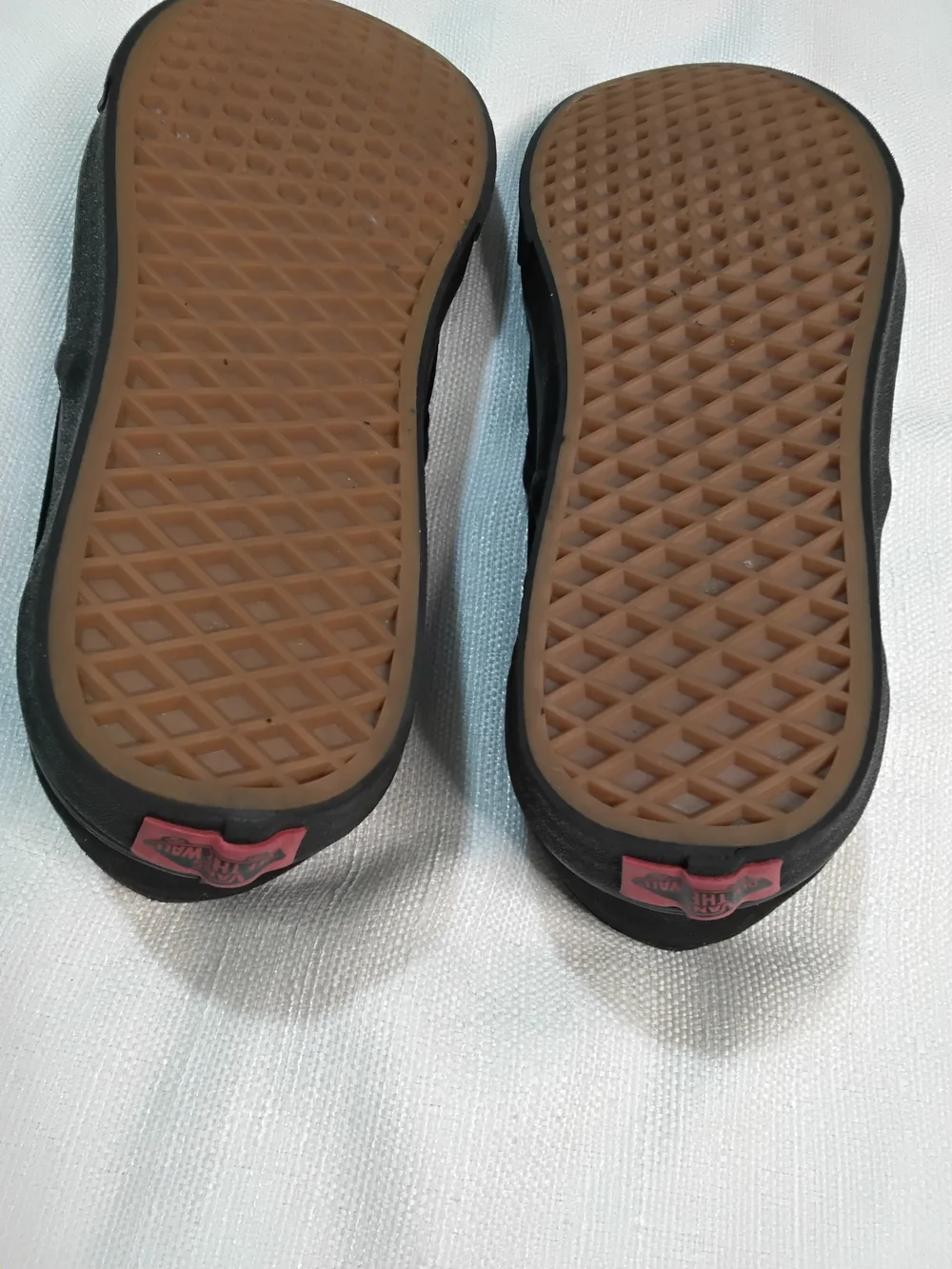 Vans Classic Slip-On Black Canvas Loafers Mens Sz 11.